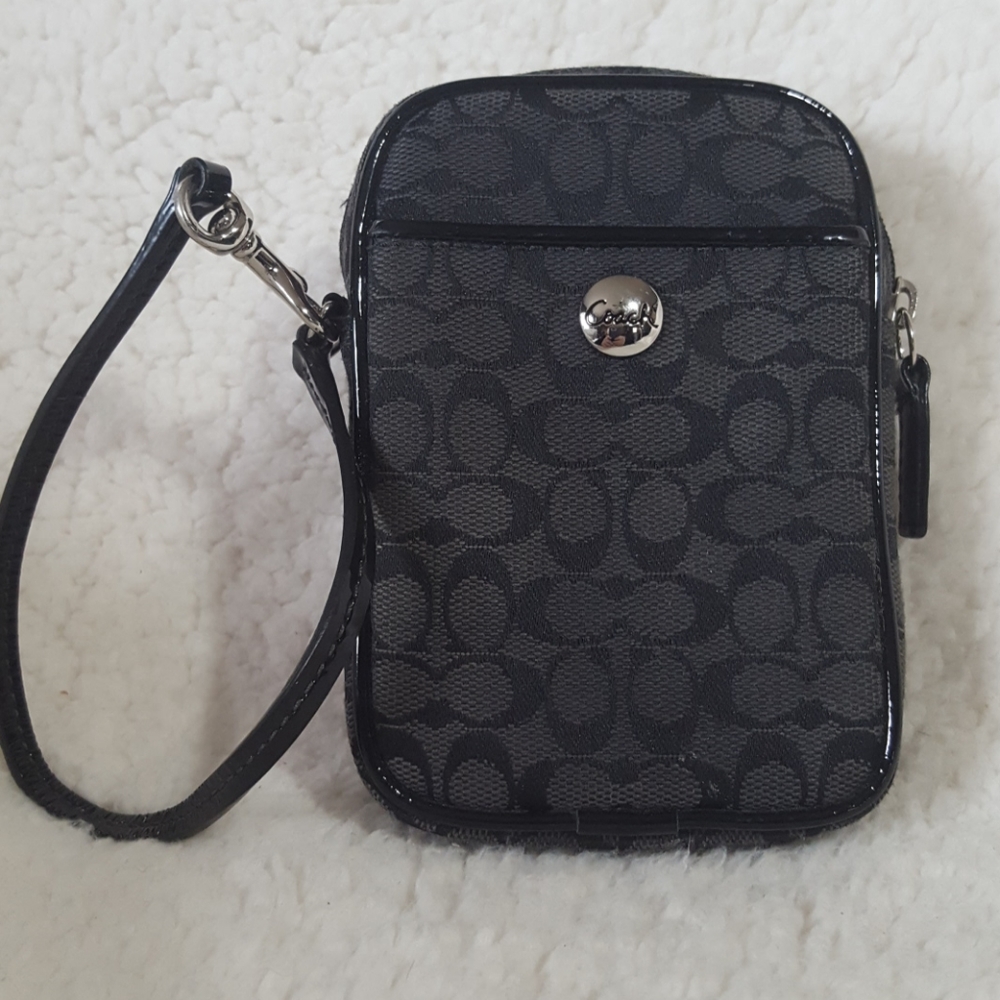 Coach Ashley Signature Black Wristlet